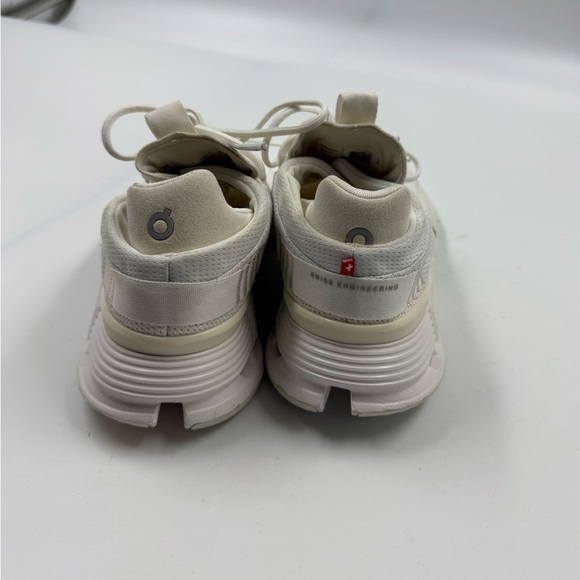On Cloud Running Nova Sneakers Woman Size 6 White Ivory - Picture 4 of 6